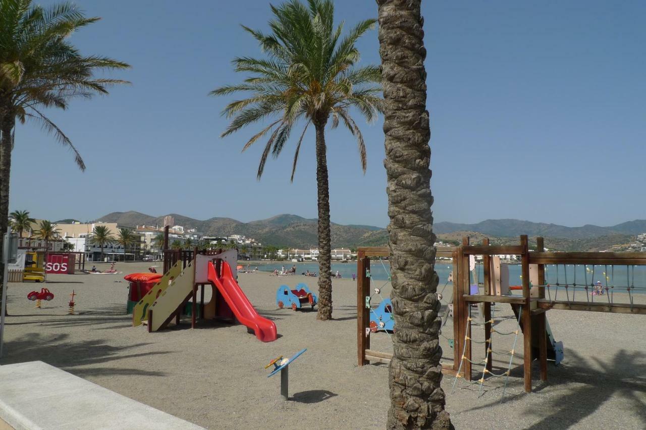 Ferienwohnung Platja Del Port Llança Exterior foto